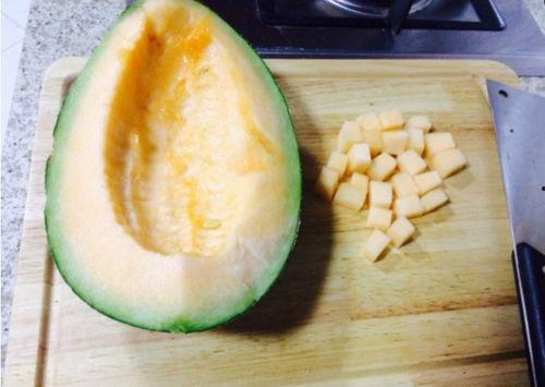 教官吃哈密瓜,甜蜜的军营回忆