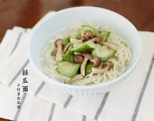 坐月子可以吃瓜吗小瓜,瓜类食物的适宜选择与禁忌