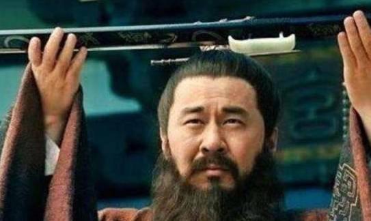 吃瓜曹操,揭秘三国时期一位“吃瓜群众”的传奇人生